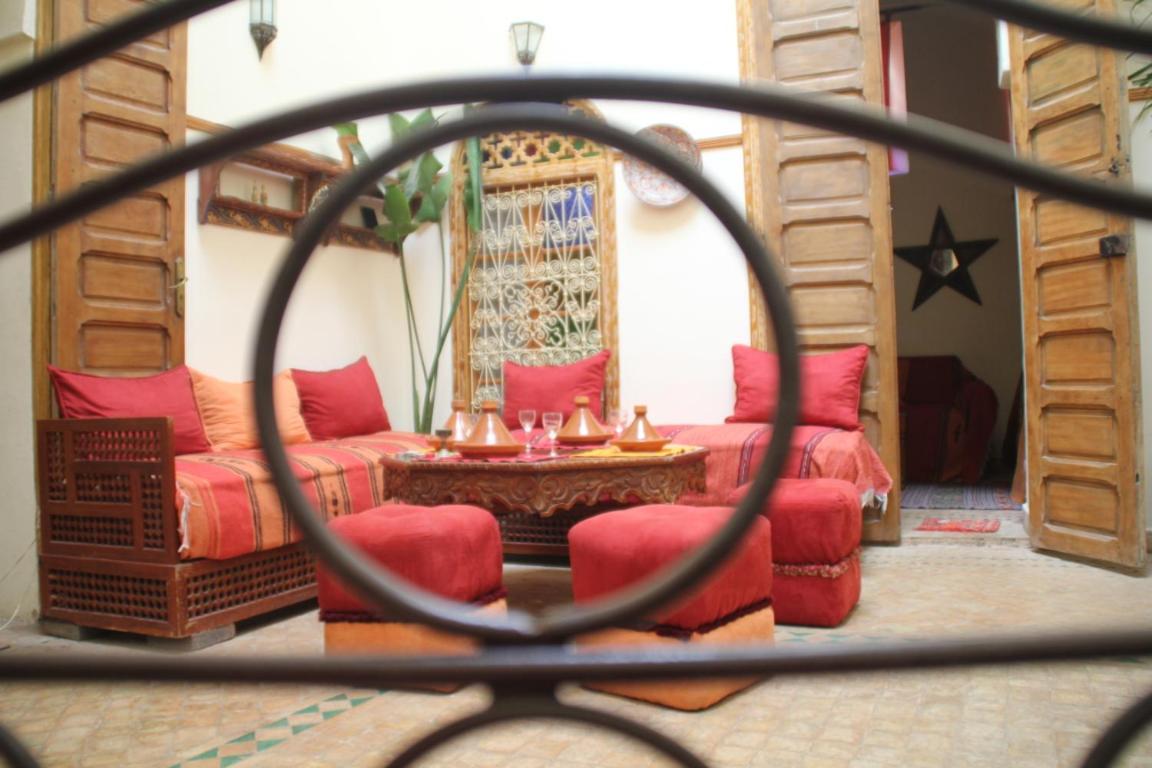 מלון Sefrou La Maison Des Lallas מראה חיצוני תמונה